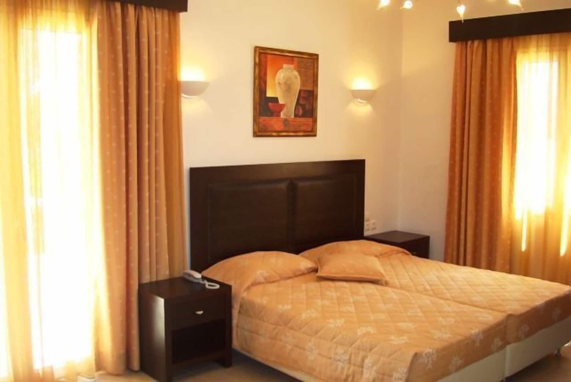 Giannoulaki Mykonos Town