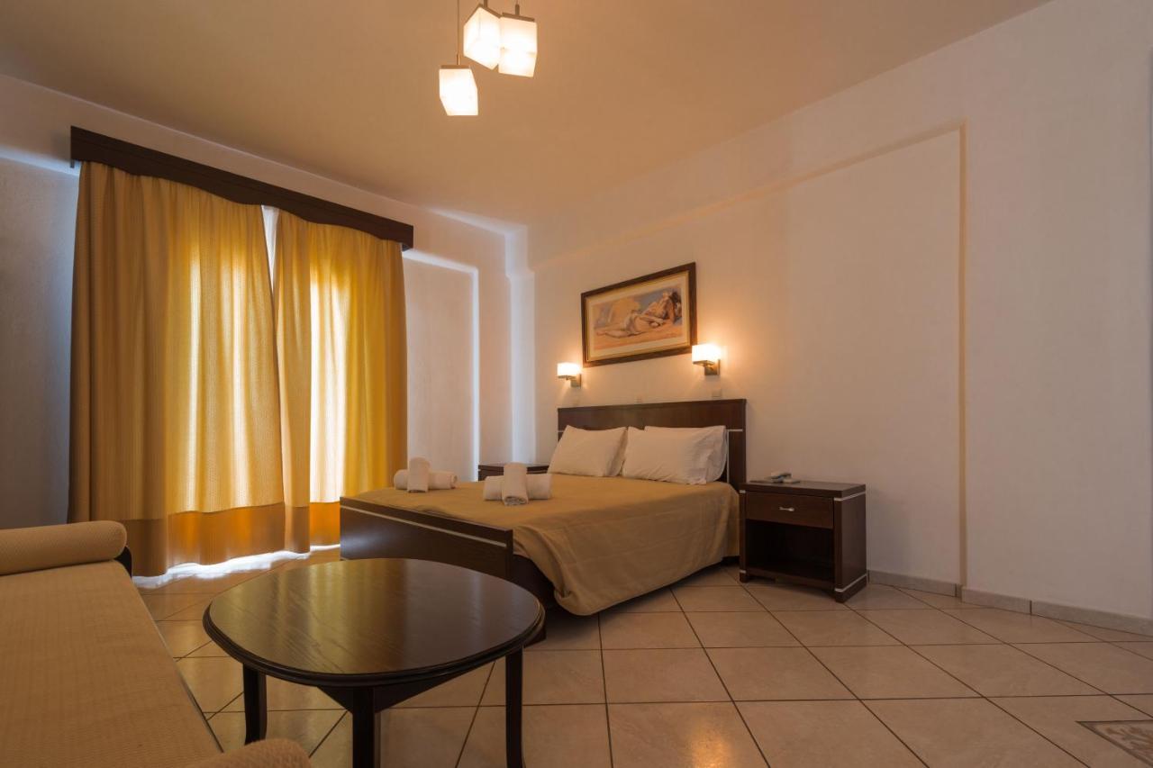 Giannoulaki 4* Mykonos Town